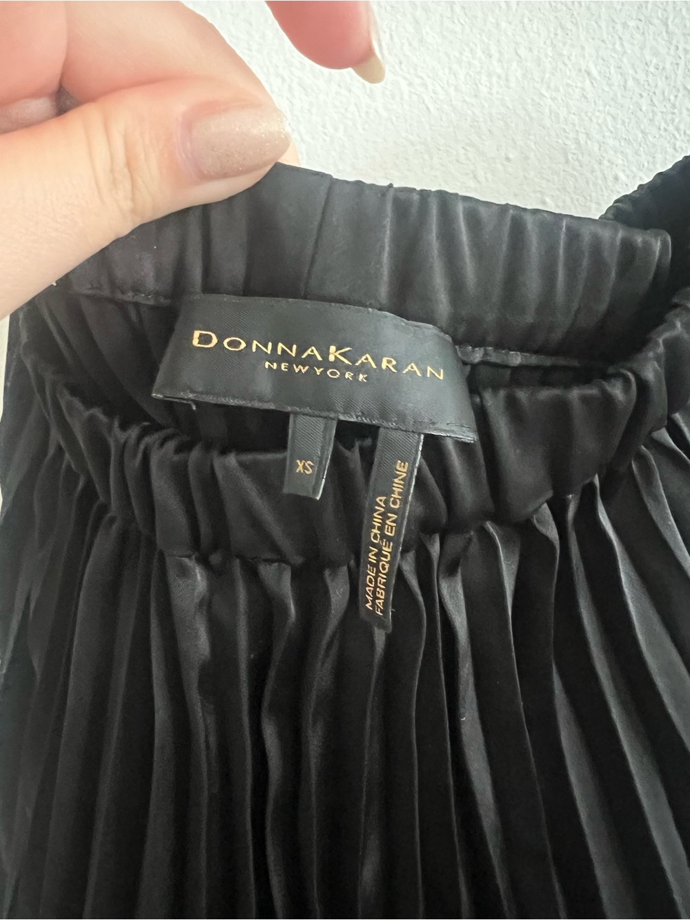 Donna Karan Black Pleated Midi Skirt